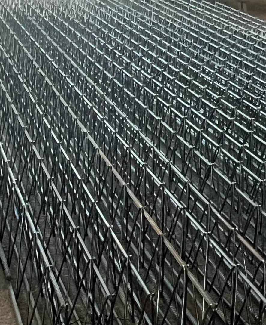 تولید و فروش خرپا و تیرچه صنعتی شرکت سیمانبر سالاری در بندرعباس